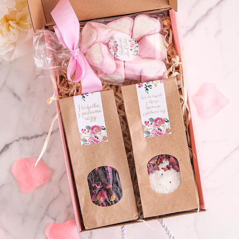 Różowy box prezentowy dla Przyjaciółki